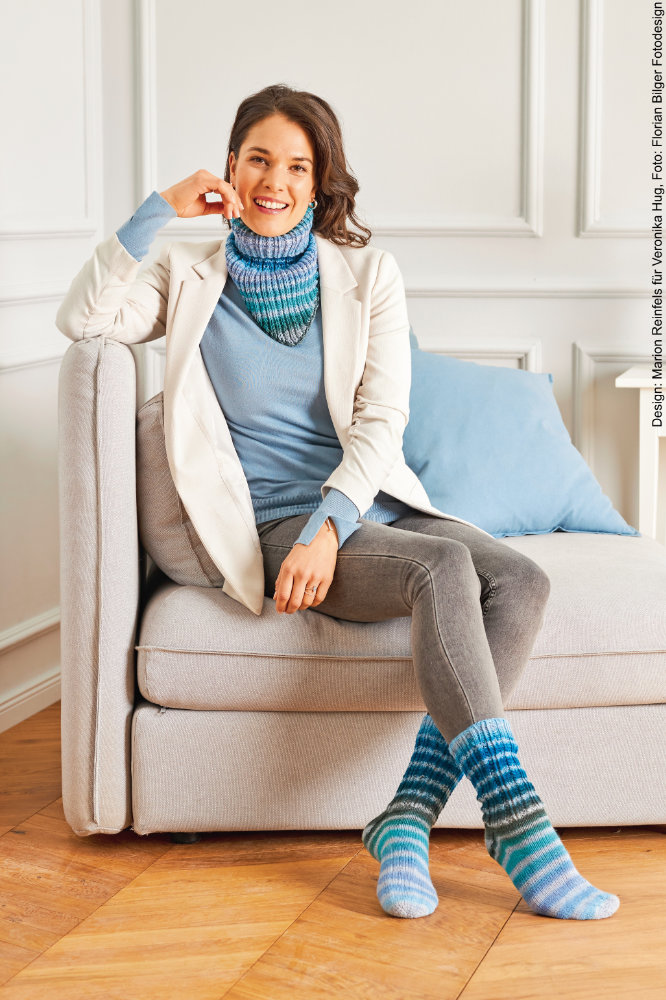Keilkragen gestrickt | Anleitungsheft | Wolle Paint Socks  | Stricken | Veronika Hug, Woolly Hugs, Christophorus Verlag
