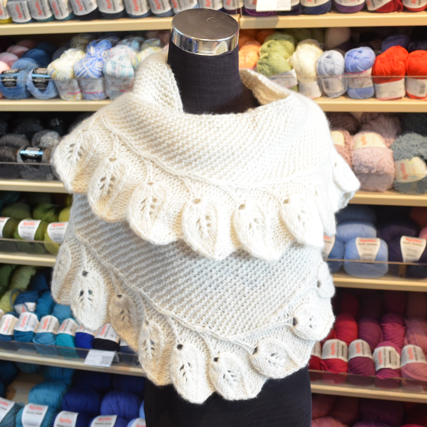 Tuch Blätter im Schnee | Einzelanleitung | Wolle SHEEP  | Stricken | Annemarie